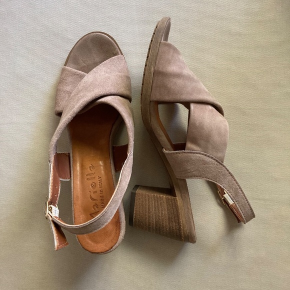 Mariella made in Italy Sling Back Taupe Suede Heels - Picture 4 of 7
